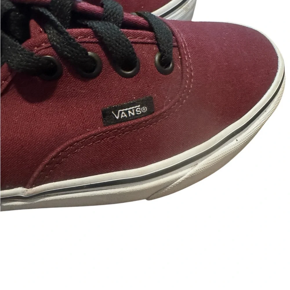 REDUCED🎈Vans Classic Sneakers